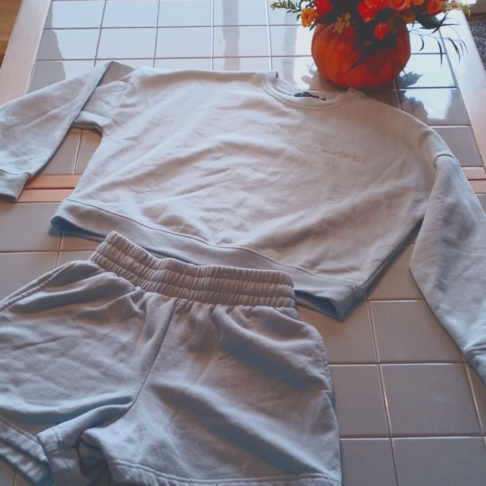 Glassons Baby Blue Sweatshirt & Short Set XS